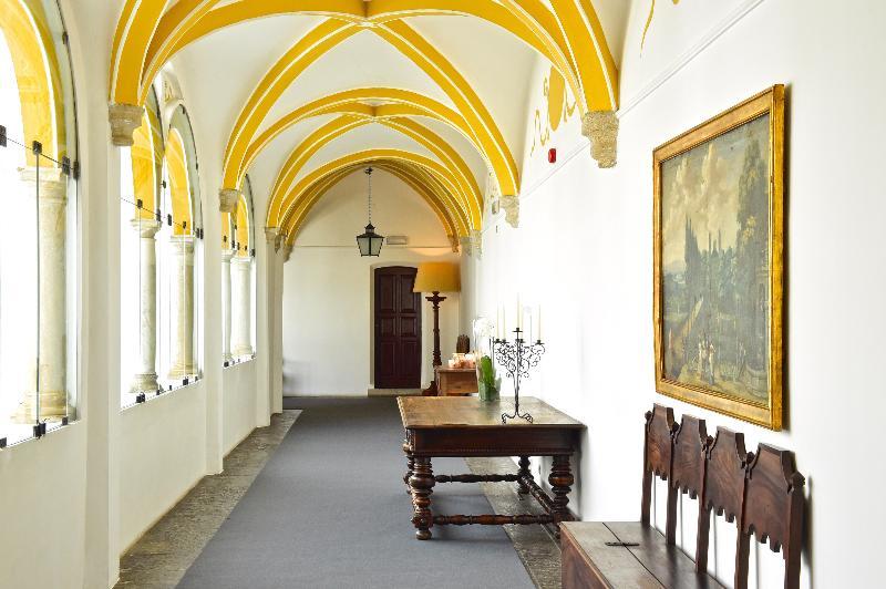Pousada Convento De Évora Exteriör bild